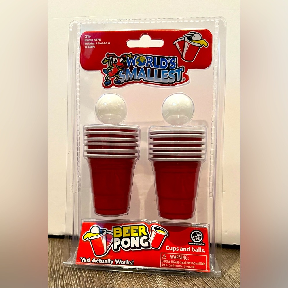 World’s Smallest Beer Pong Game- NWT